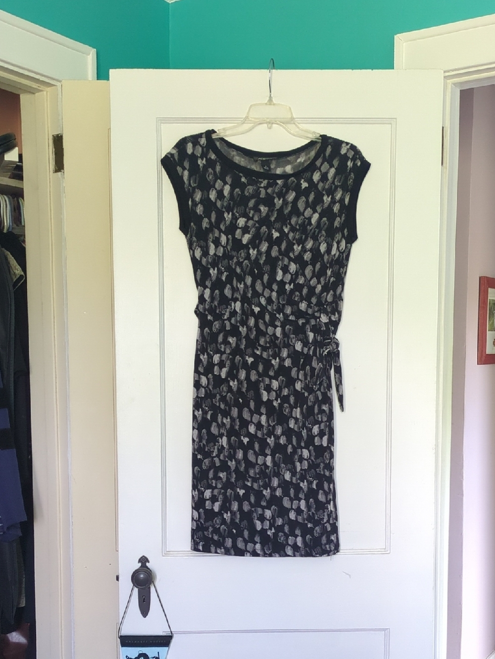 AGB Black And White Abstract Dress 8